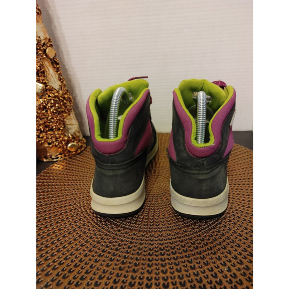 Timberland Size 6.5 - Picture 5 of 5